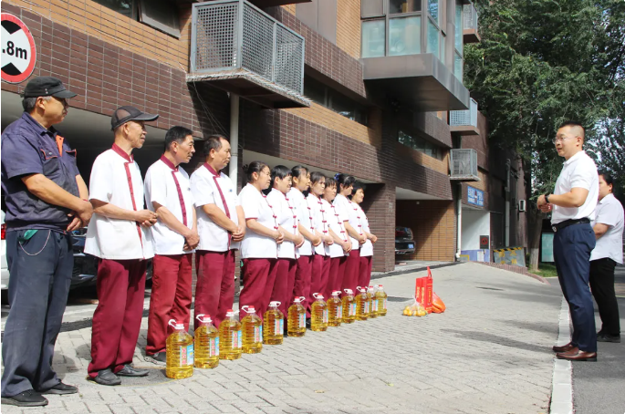 【企業(yè)資訊】桂香裊裊，月滿人間！海普集團祝大家中秋節(jié)快樂！